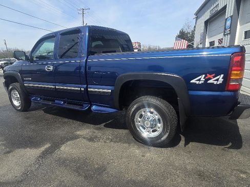 Used 2002 Chevrolet Silverado 2500 LS w/ Electrical Convenience Pkg AWD/4WD image 6