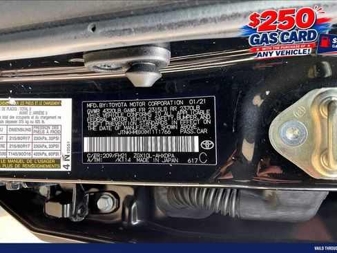 Used 2021 Toyota C-HR LE FWD image 34