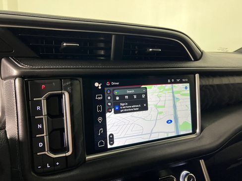 Used 2024 GMC Yukon Denali image 29