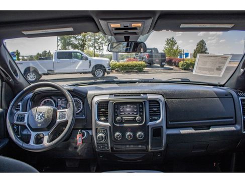 Used 2022 RAM 1500 Warlock AWD/4WD image 20