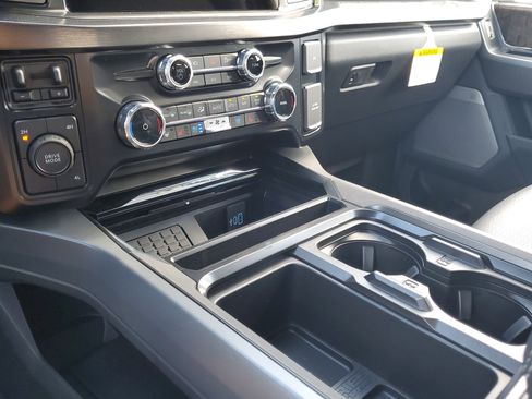 New 2026 Ford F350 Lariat w/ Lariat Premium Package image 21