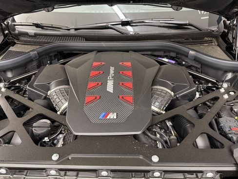 New 2026 BMW X5 M Competition w/ Executive Package AWD/4WD image 33