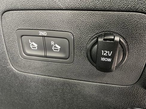 Certified 2024 Kia Sorento SX Prestige image 19