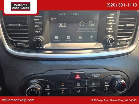 Used 2019 Kia Sorento FWD image 18