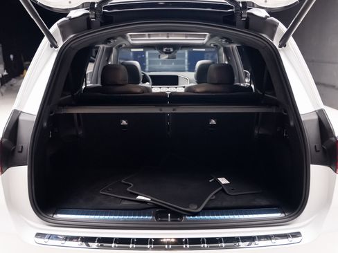 Used 2025 Mercedes-Benz GLS 63 AMG 4MATIC image 82