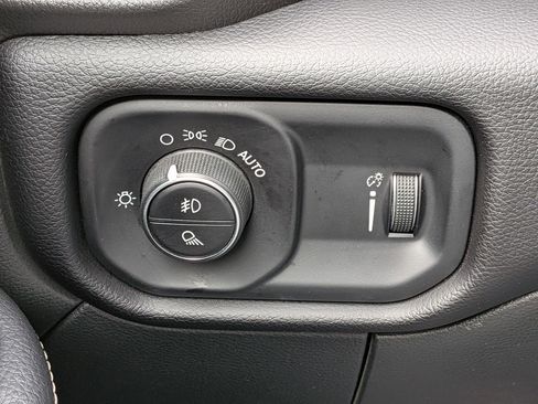 Used 2024 RAM 2500 Big Horn image 17