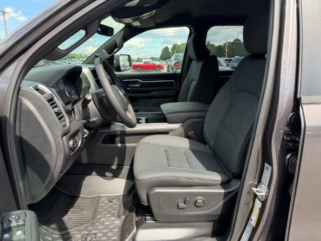New 2026 RAM 1500 Big Horn AWD/4WD image 9