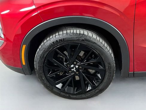 Used 2022 Mitsubishi Outlander SEL Black Edition image 29