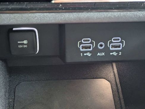 Used 2023 Jeep Wagoneer Series II image 24