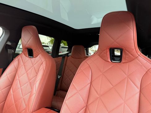 Used 2025 BMW iX M60 image 23