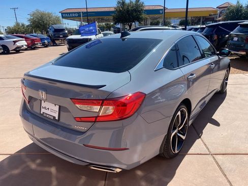 Used 2022 Honda Accord Sport image 8