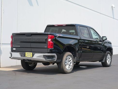 Certified 2024 Chevrolet Silverado 1500 LT AWD/4WD image 3