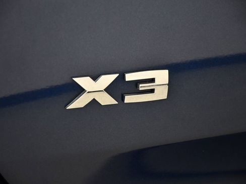 Used 2022 BMW X3 M40i w/ Premium Package image 9