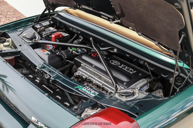 Used 2002 Toyota MR2 RWD image 26