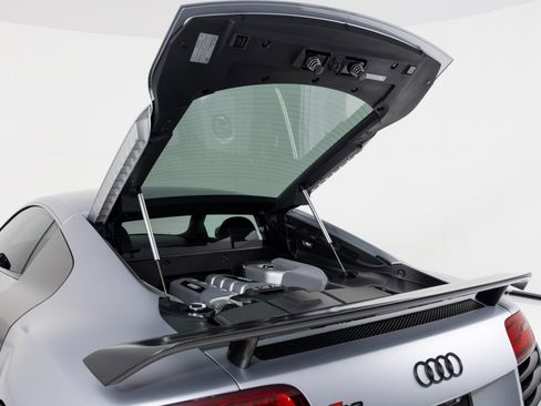 Used 2015 Audi R8 Competition image 46