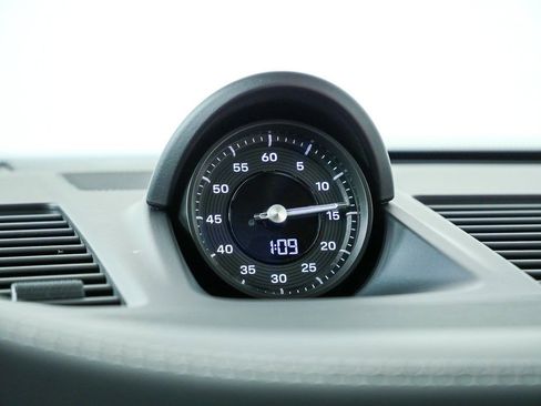 Certified 2025 Porsche 911 Carrera 4 GTS image 18