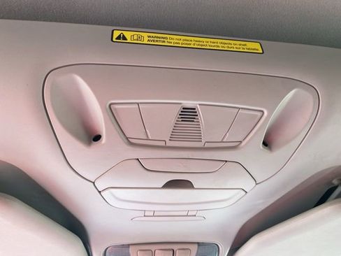 Used 2017 Ford Transit Connect XLT image 38