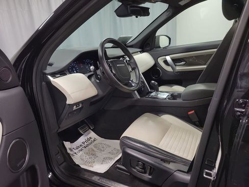 Used 2020 Land Rover Discovery Sport SE R-Dynamic image 12