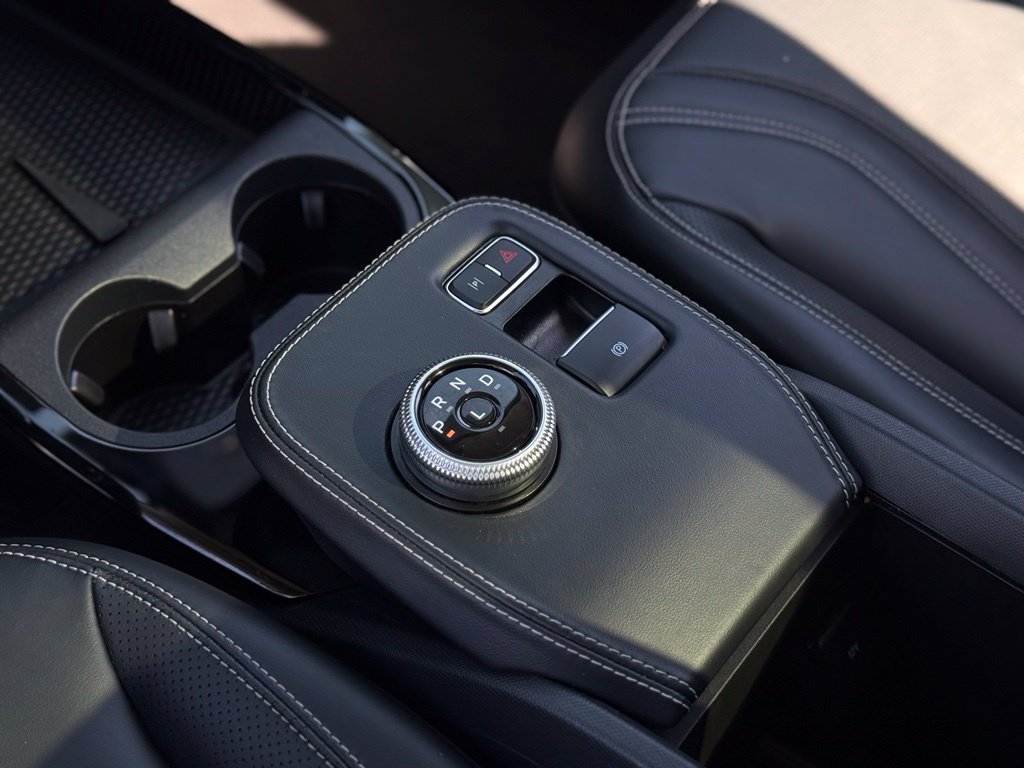Used 2023 Ford Mustang Mach-E Premium AWD/4WD image 28