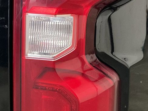 Used 2019 Chevrolet Silverado 1500 LT Trail Boss image 11