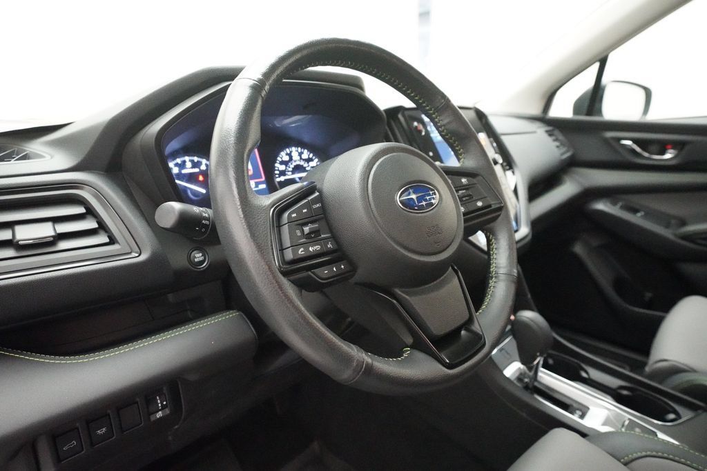 Used 2023 Subaru Ascent Onyx Edition AWD/4WD image 8