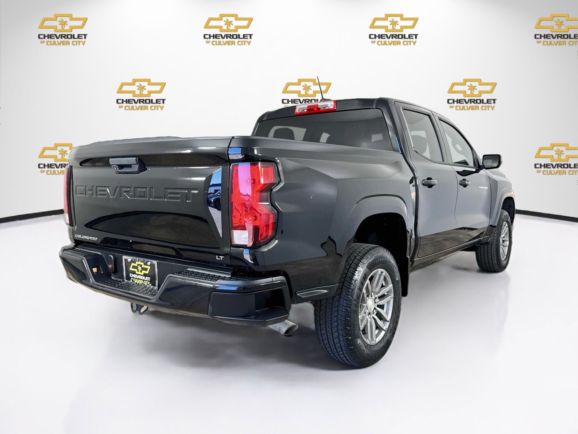 Used 2023 Chevrolet Colorado LT RWD image 8