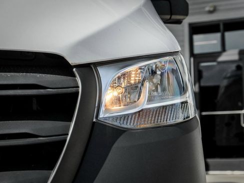New 2025 Mercedes-Benz Sprinter 2500 image 6