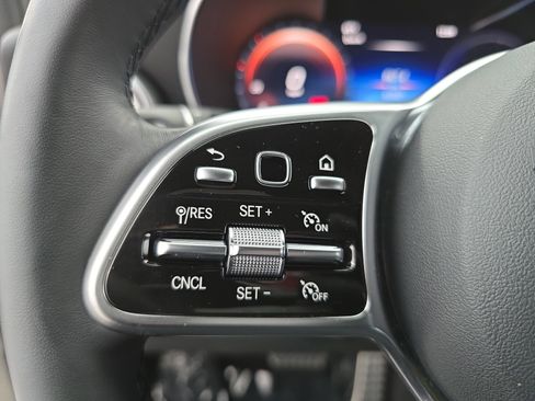 Certified 2021 Mercedes-Benz GLC 300 4MATIC image 17