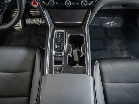 Used 2022 Honda Accord Sport image 28