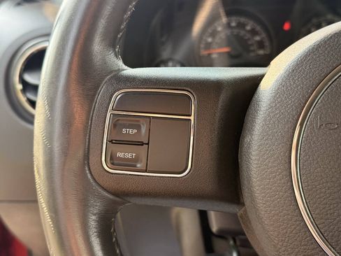 Used 2015 Jeep Patriot High Altitude AWD/4WD image 14