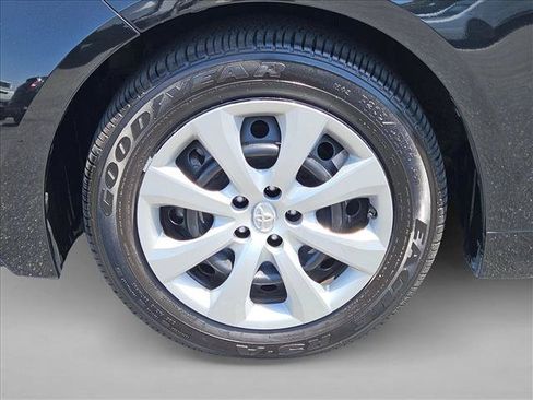 Used 2022 Toyota Corolla LE w/ Carpet Mat Package (TMS) FWD image 21