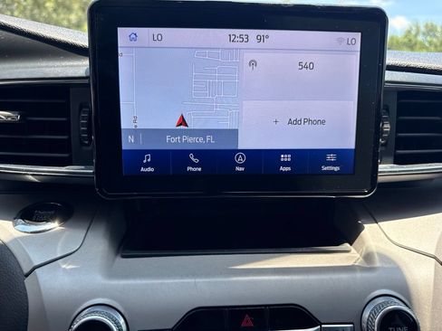 Used 2023 Ford Explorer XLT w/ Equipment Group 202A RWD image 12