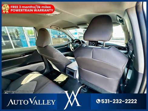 Used 2021 Toyota Camry LE image 26