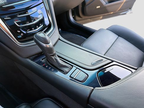 Used 2014 Cadillac CTS Luxury image 6