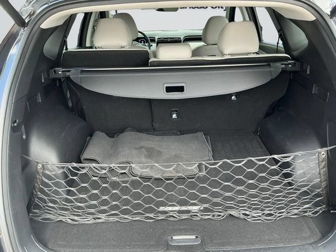 Used 2022 Hyundai Tucson Limited FWD image 16