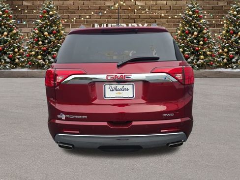 Used 2017 GMC Acadia Denali w/ Technology Package image 4