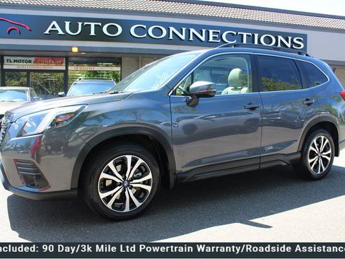 Used 2023 Subaru Forester Limited AWD/4WD image 1