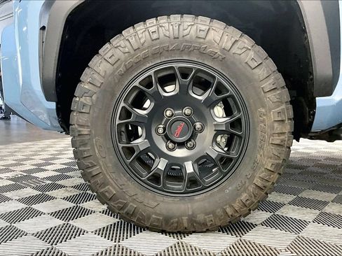 Used 2025 Toyota 4Runner TRD Sport Premium AWD/4WD image 8