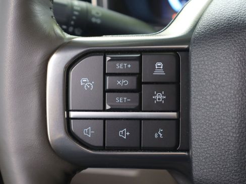 Used 2025 Ford F450 Platinum w/ Platinum Plus Package AWD/4WD image 20
