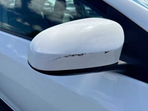 Used 2015 Toyota Corolla L FWD image 30