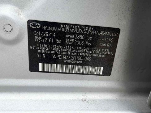 Used 2015 Hyundai Elantra SE w/ Option Group 02 FWD image 28