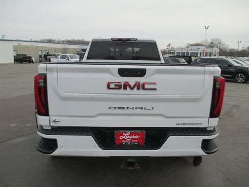 Certified 2024 GMC Sierra 3500 Denali w/ Denali Reserve Package image 5
