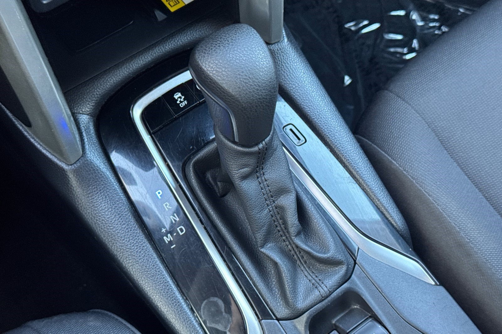 Used 2022 Toyota Corolla Cross LE FWD image 18