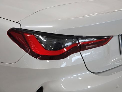 New 2026 BMW 430i Convertible w/ Convenience Package RWD image 17