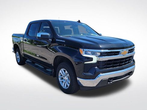 Used 2024 Chevrolet Silverado 1500 LT w/ Protection Package AWD/4WD image 7