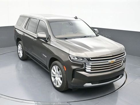 Used 2021 Chevrolet Tahoe High Country w/ Premium Package image 54