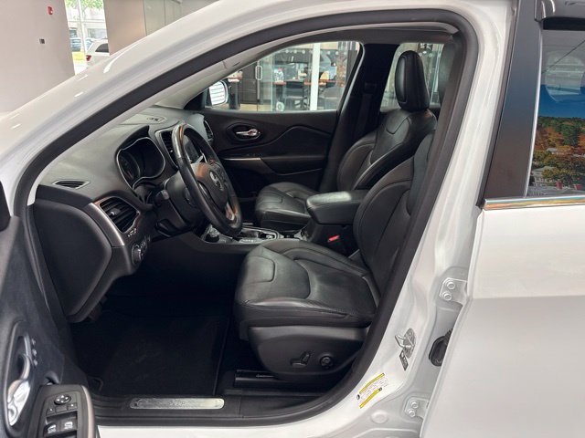 Used 2021 Jeep Cherokee Limited AWD/4WD image 26
