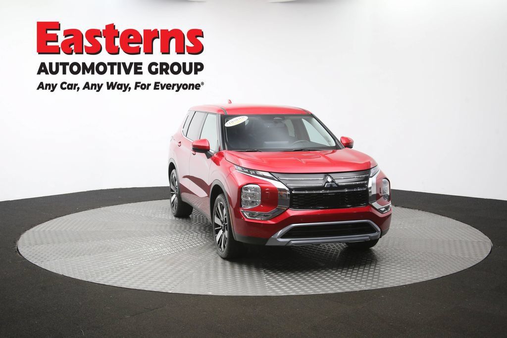 Used 2025 Mitsubishi Outlander SE AWD/4WD image 54