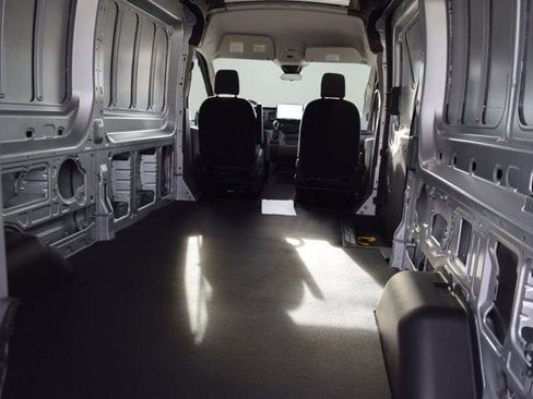 New 2026 Ford Transit 250 148 Medium Roof image 4