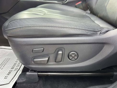 Used 2020 Hyundai Santa Fe Limited image 17